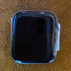 Hermes Accessories - Hermès Apple Watch series 4 Hermes Accessories - Hermès Apple Watch series 4